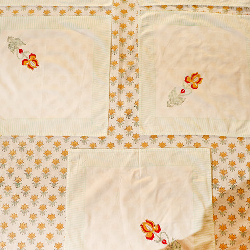 Daawat Table Cover